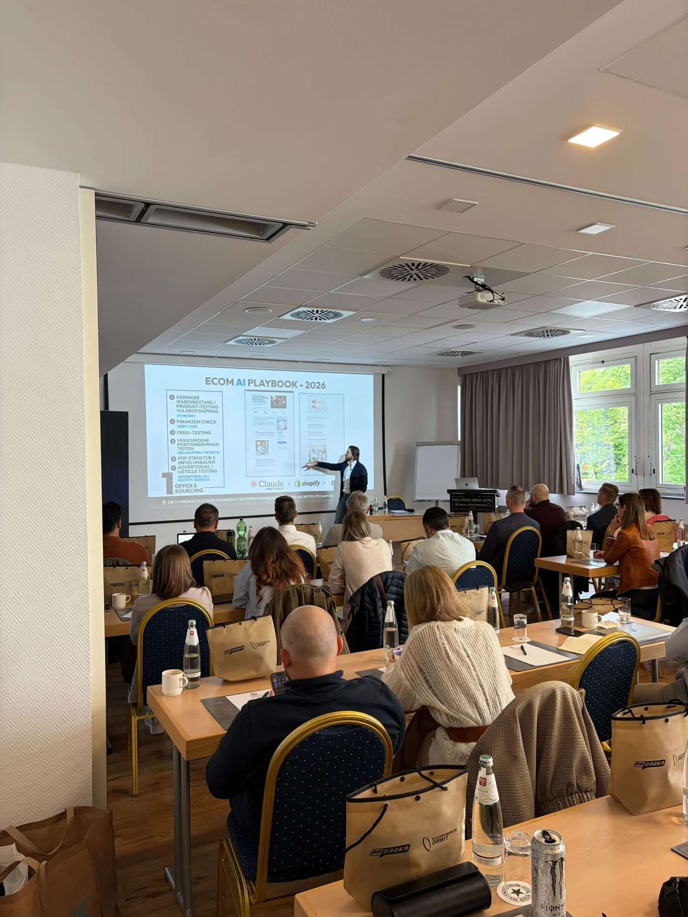 Kunden-Event: Vortrag zum Ecom AI Playbook 2026